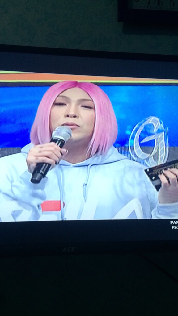 garcia_stuffony's tweet photo. Congrats Meme @vicegandako 🎉🙌. Deserve na deserve nyo po ang lahat ng parangal, we love you meme forever ❤️. Mwahh 😘

#7UPhenomenalVG https://t.co/RLim9Jbbn8