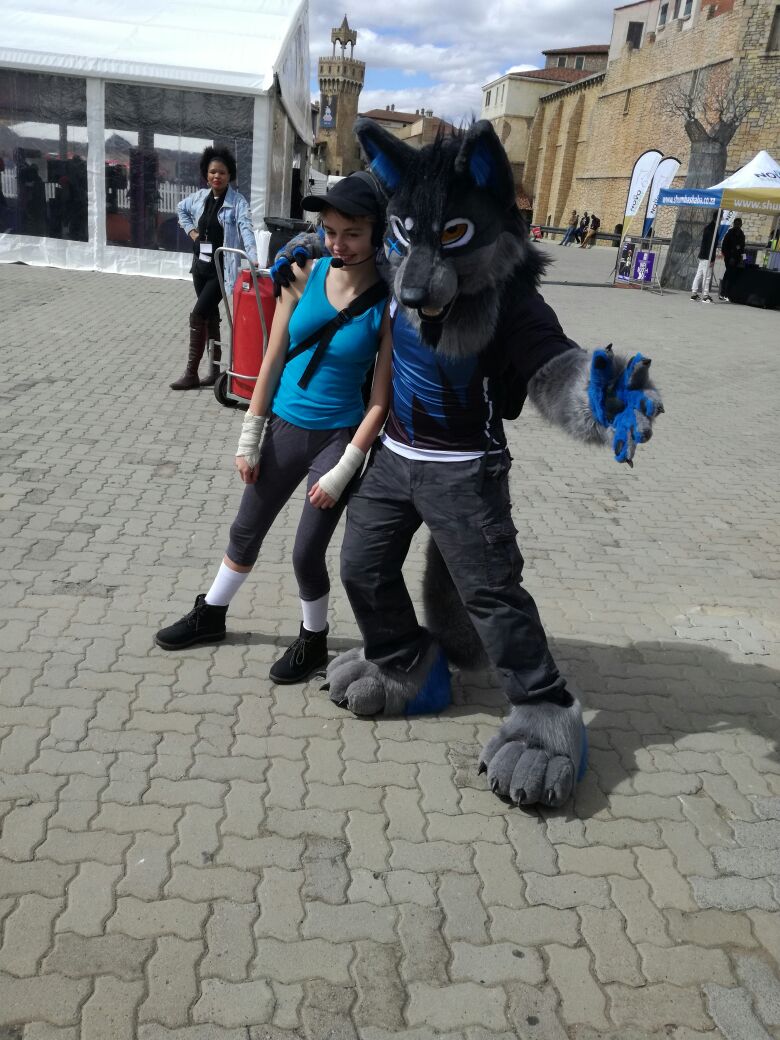IronWolfTempest's tweet photo. Some pics with awesome peeps from Geekfest
#geekfest #geekfestsa #geekfest2018 #fursuit #furry #cosplay https://t.co/TrIFwS27q8