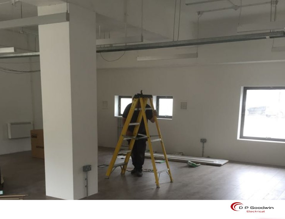 DPGoodwinelec's tweet image. Good morning everyone, Start of another busy week - All electrical work undertaken for commercial and residential projects . Call us now for a free quote on 01323 301 070 - Email - info@dpgoodwinelectrical.co.uk 
#Electrician #Kitchens #Rewires #Landlordcertificates #eastbourne