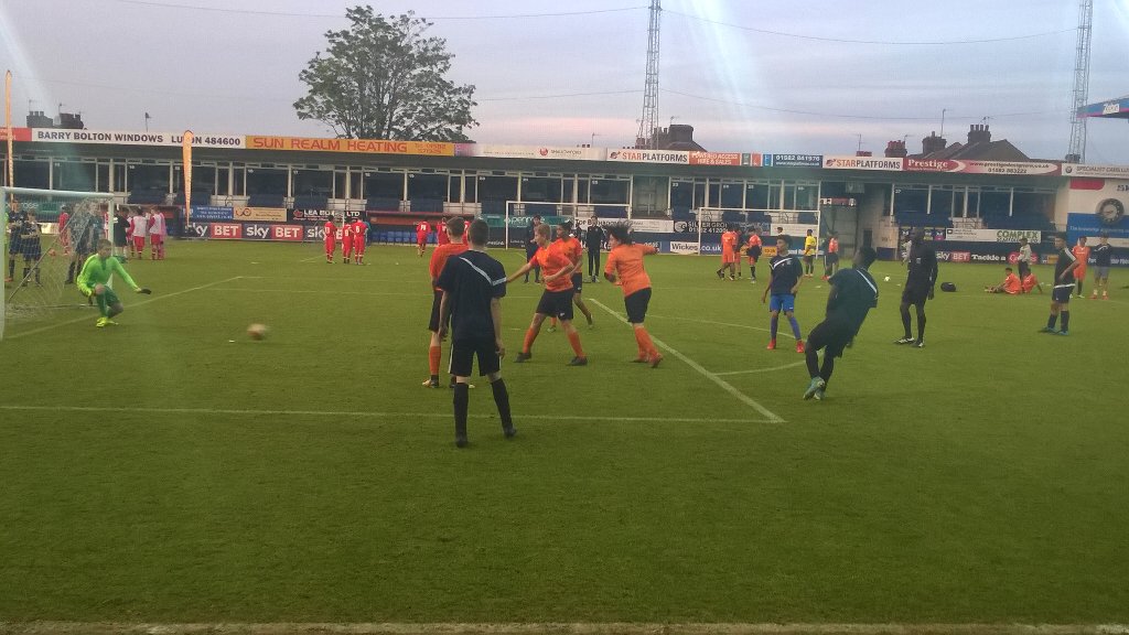 bedscohesion's tweet image. Well done @LTFC_Community &amp;amp; all the teams who took part @LutonTown #Kicks ⚽ Tournament. #Inspiring #Youth #Cohesion