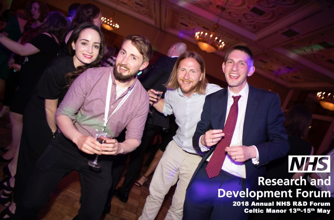EDGEclinical's tweet photo. Some of the team at this years @NHSRDForum #eveningdo #RDF2018 https://t.co/7H0svyW5zA