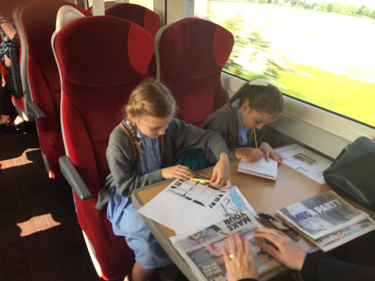 StJosephsCas's tweet image. We are on our way...London here we come! #trainfun @Virgin_TrainsEC #housesofparliament #BuckinghamPalace #schoolcouncil #ecocouncil