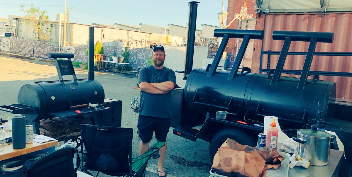 wessidepraxis's tweet photo. Perks of being back in Perth, helpin out my best mate @GusfaceGrillah at his bbq spot. Come down to varsity project in Morley for delicious bbq #bbq #varsityproject https://t.co/najaXFcNoy