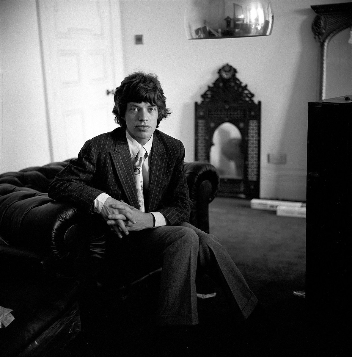 GeredMankowitz's tweet photo. The music maestro @mickjagger!
I photographed Mick Jagger at his home Harley House in London in 1966.
#mickjagger #therollingstones #rollingstones #rocknroll #photographer #photography #ukphotographer #instaphotography #60s #sixities #iconic https://t.co/3NWQ2BoU3S