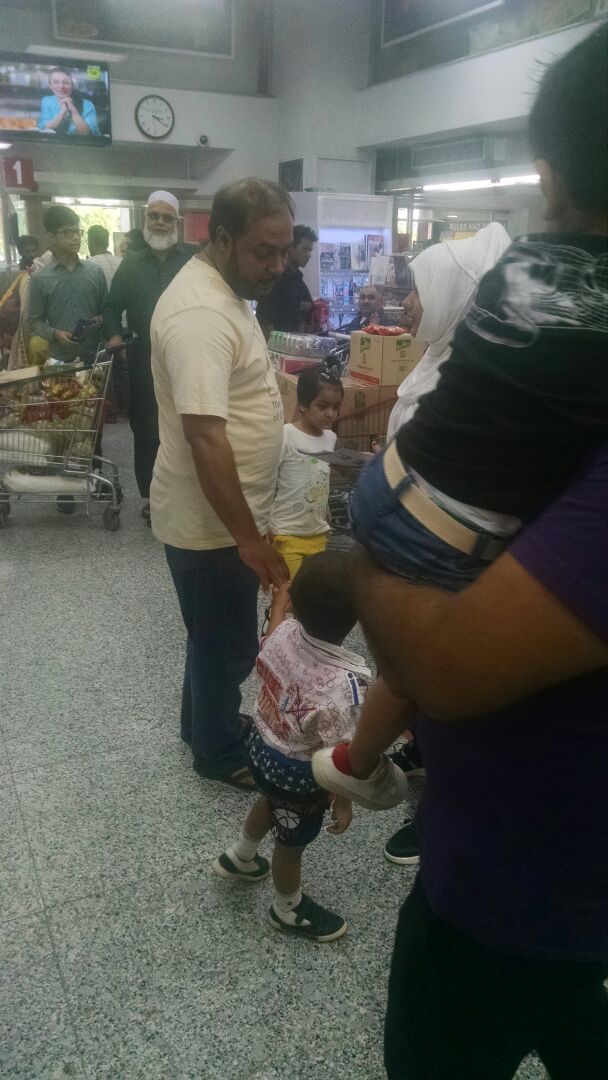 Keenu.pk tweet media