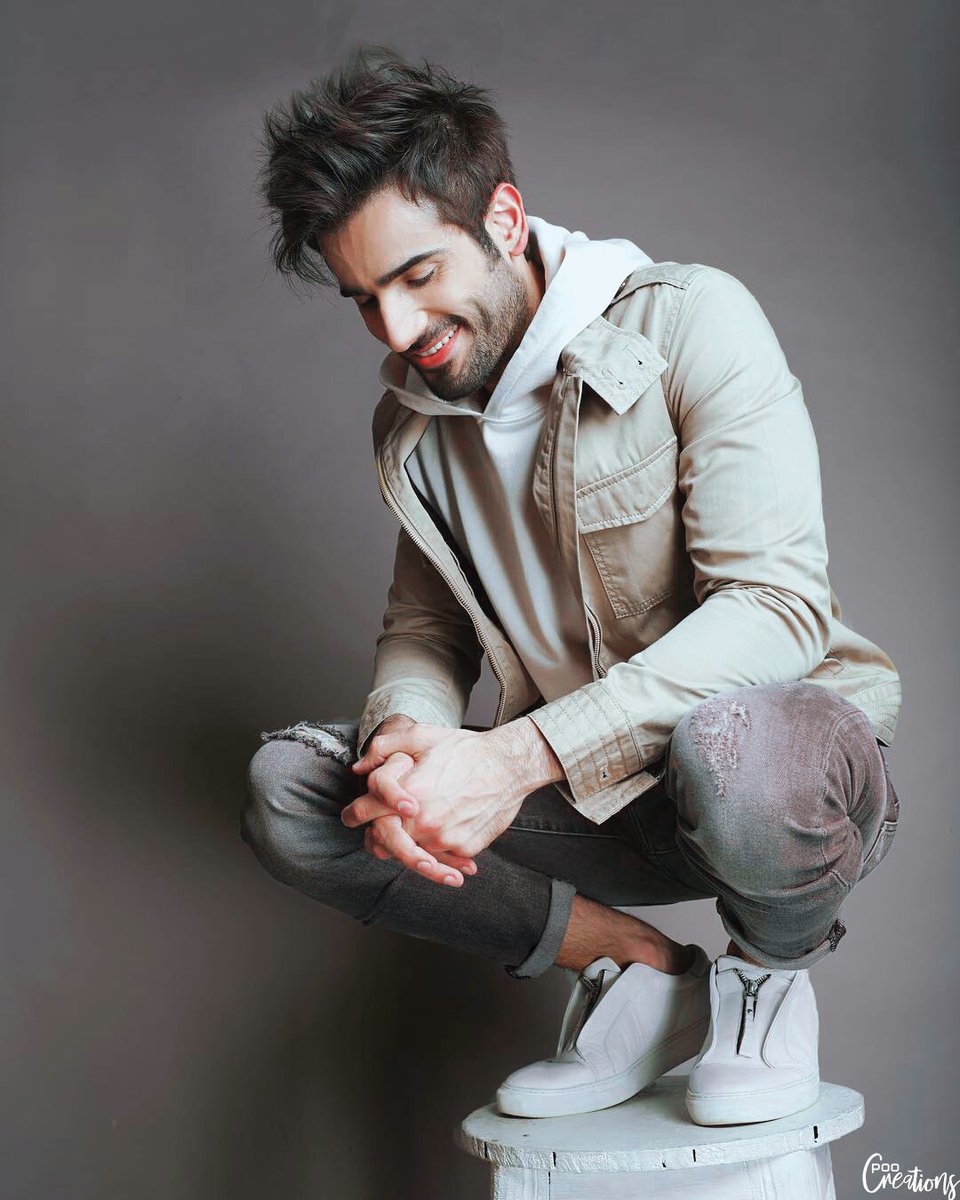 PooCreations's tweet photo. #HisInfectiousSmile 😍😍😍 @karantacker #ForScreenLock #ForProfilePicture https://t.co/H0USQr1bfw