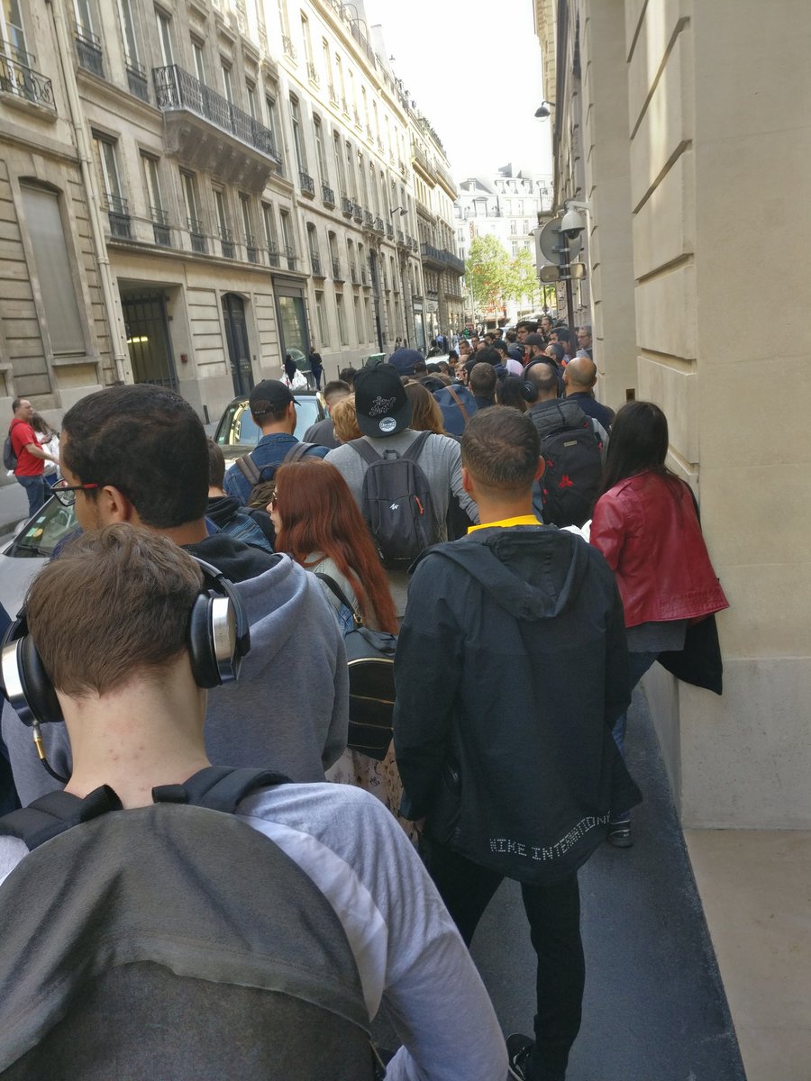 LucieGom's tweet photo. Aller, on se rapproche @oneplus_fr #Oneplus6nous https://t.co/wHjV5qe5V1