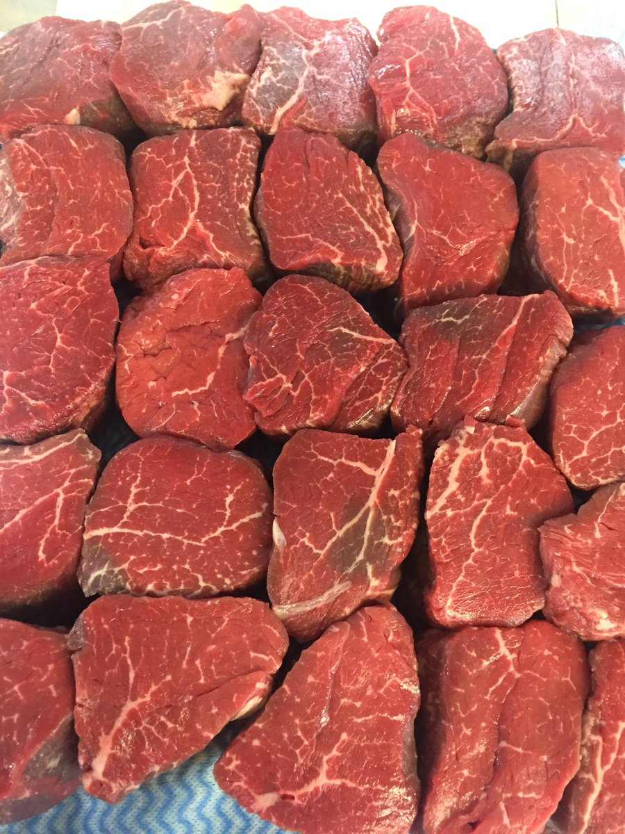 Nuttreeinn's tweet photo. Monday morning made easier when #fillet #steaks like these are delivered! Thanks @AubreyAllen
#mondaymorning #starttheweekright #MondayMotivations #beef #nuttreeinn #aubreyallen https://t.co/hfizs1TYbE