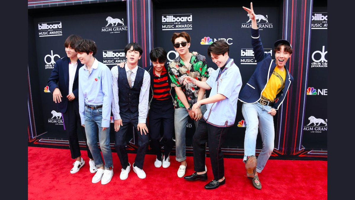 lysegdr's tweet photo. teamwork makes the dream work ❤️ #bts #iVoteBTSBMMAs #bbmas https://t.co/UFA30bBdOs