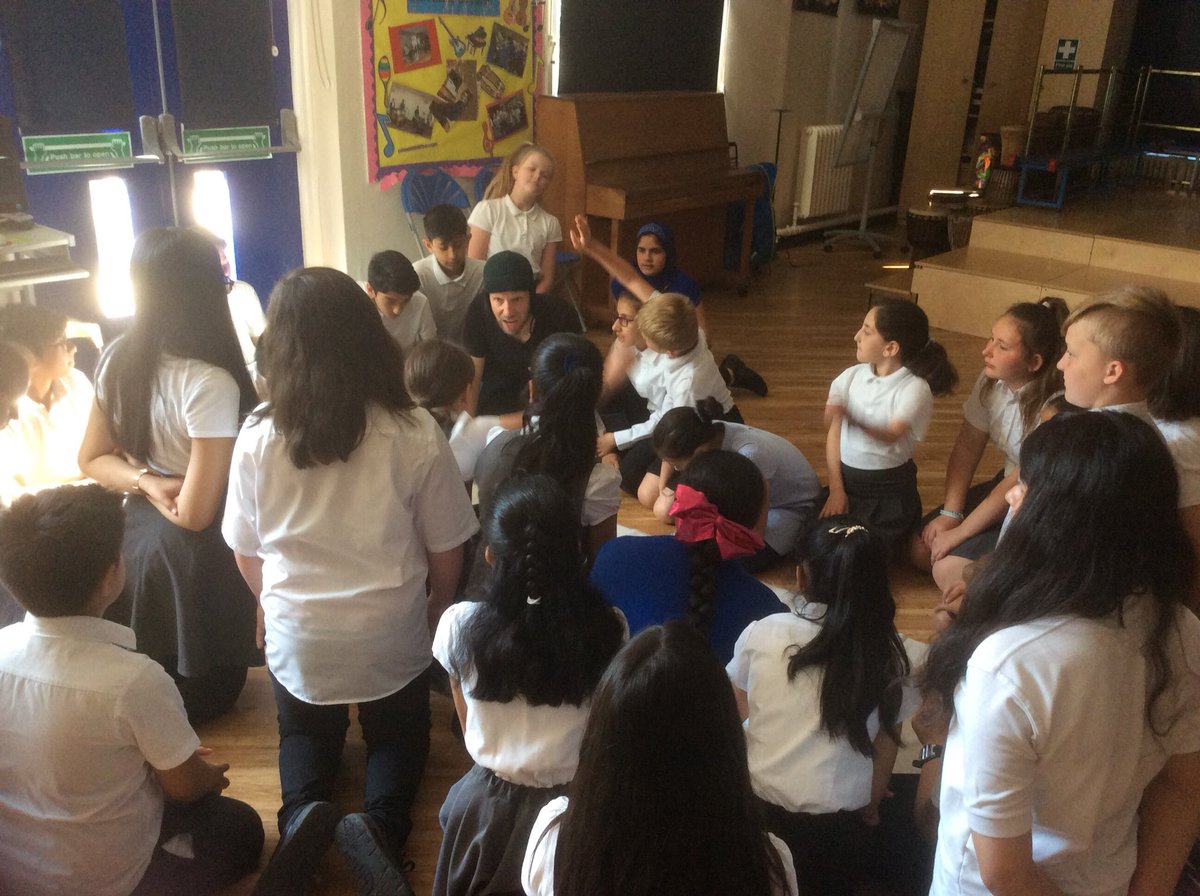 Devonshire_Rd's tweet photo. @nwdrama launch #Hamlet with our Year 6
#childrensshakespearefestival
#readinessisall https://t.co/9Ws0KLin2K