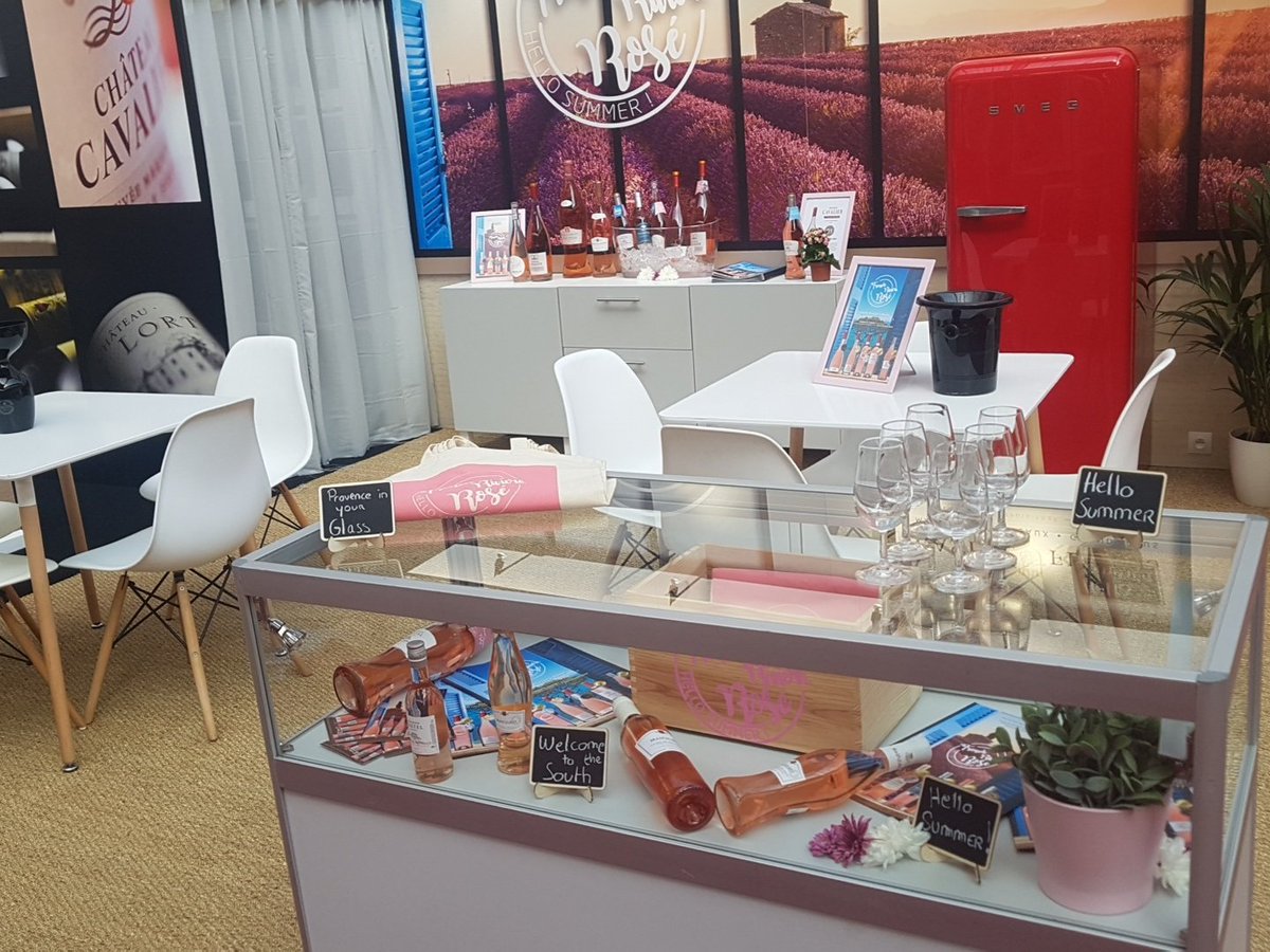 ASBressy's tweet photo. @londonwinefair @ChateauxCastel
Venez nous voir au stand C42
Come and meet us stand C42
#bordeauxisback #FrenchRiviera #rosewine #bordeaux https://t.co/gJvfZ08QKd