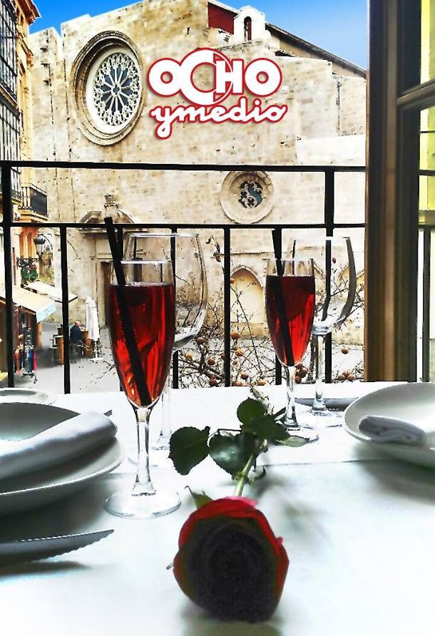 ¡Muy Feliz Inicio de Semana! Como cada día, os esperamos en #ElOchoyMedio para haceros disfrutar con nuestra cocina en un emplazamiento único. 😍🍴🍷
Pl. Lope de Vega, 5 Valencia 📞 963 92 20 22 (Junto a Santa Catalina) #FelizLunes