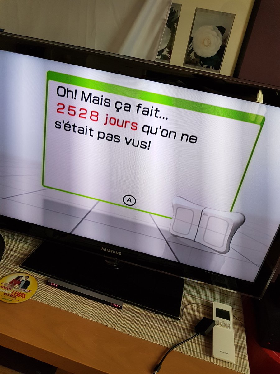 DavidLatac's tweet photo. J'ai un peu honte, mais j'ai réinstallé ma #Wii et la #Wiiboard ! J'ai du poids à perdre et j'ai fait 22 min d'exercices #WiiFitPlus ! https://t.co/ABr01yUuxd