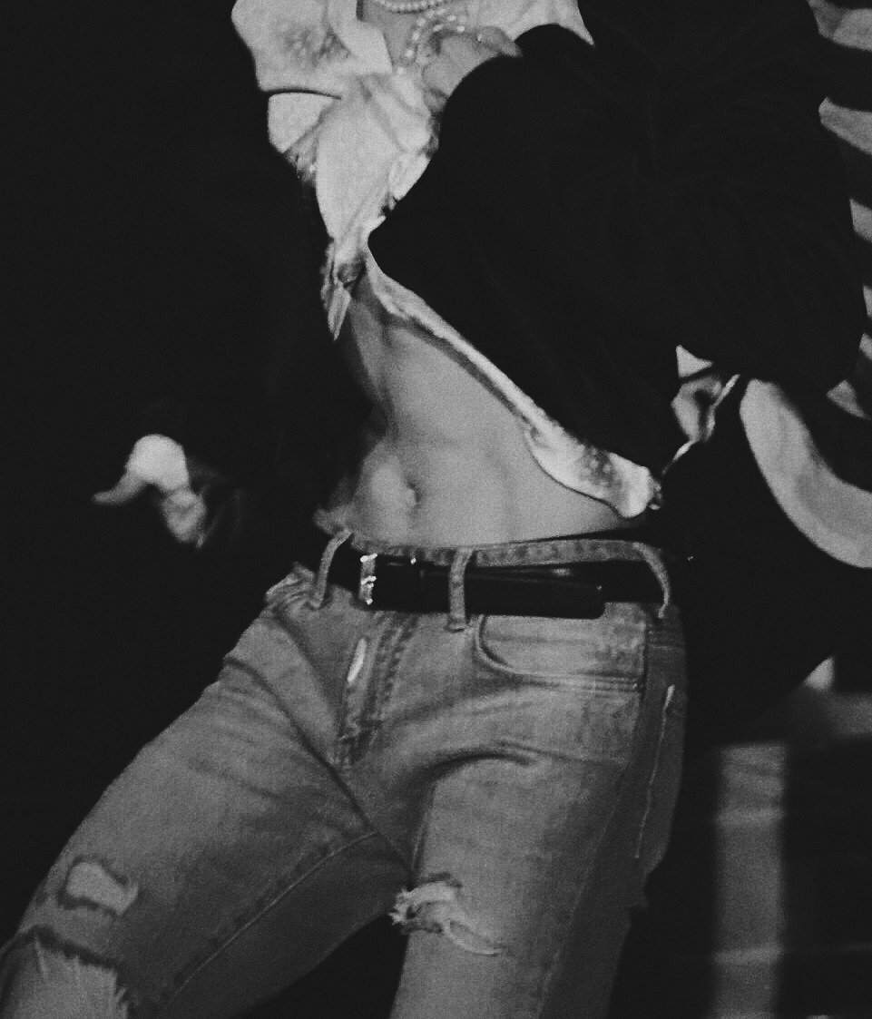 kooklq's tweet photo. could we also talk about his thighs? this whole damn combo https://t.co/b7Cp97uktG