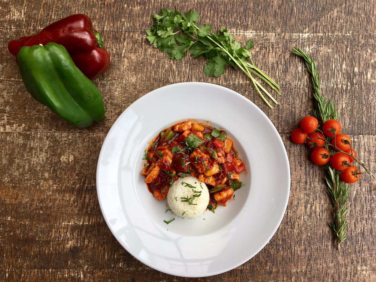 Special main- sweet &amp; sour chicken served with basmati rice &amp; finished with fresh coriander 

#marbella
#marbs
#puertobanus 
#marbellalifestyle 
#foodies
#takeawayfood 
#takeaways
#takeawaymarbella
#fooddelivery
#drinkdelivery
#drinksdelivery
#burgerdelivery
#pizzadelivery