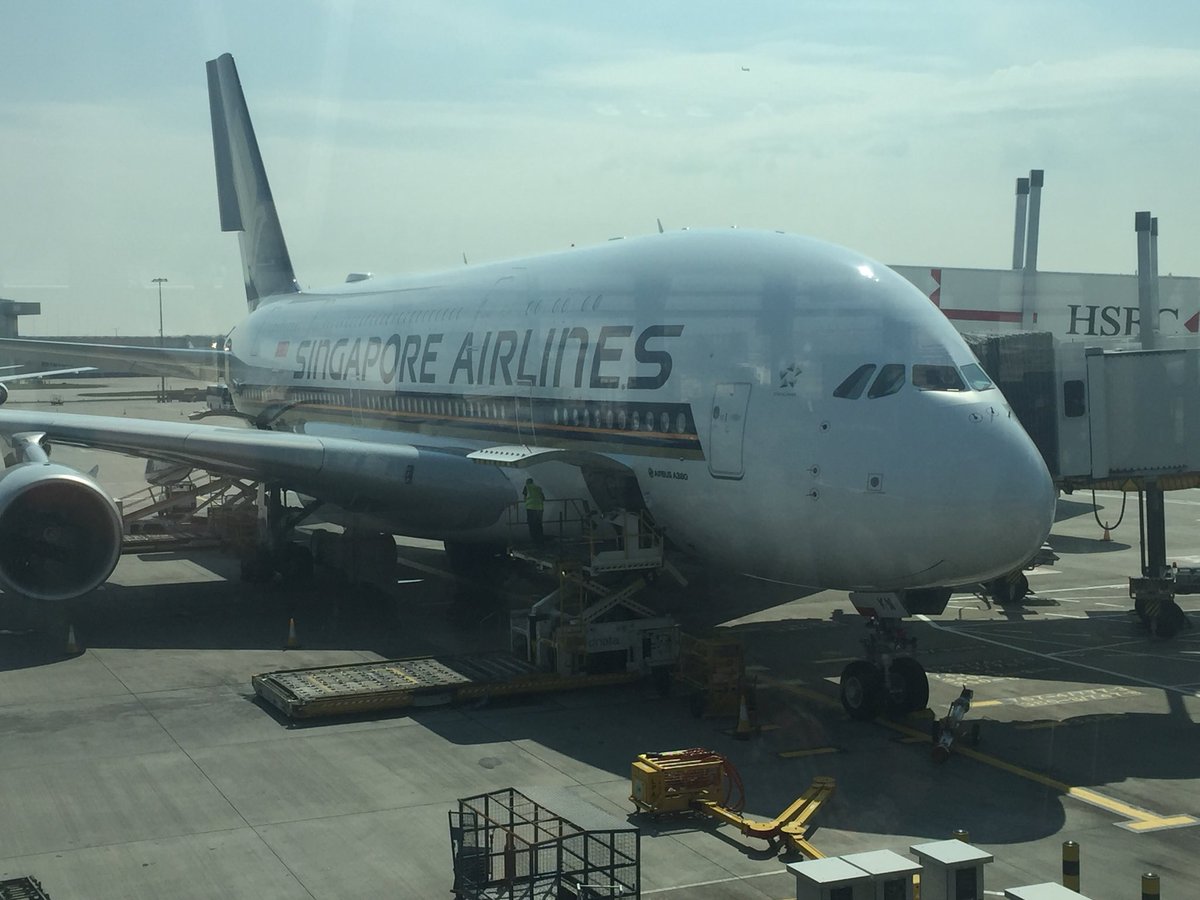 davidhiston's tweet photo. First time on the Airbus 380. Looking forward to it #wontlast #planegeek https://t.co/guX46cQAqf