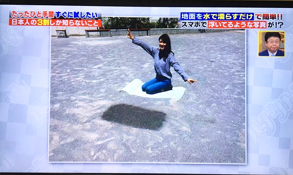 地面を濡らすだけで簡単にできる？スマホで浮いてるような写真を撮る方法がこれｗｗｗ