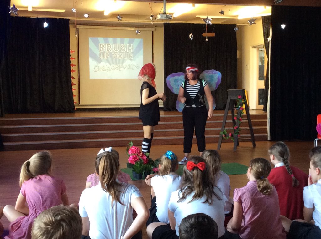 Seabridge Primary (@seabridgeschool) on Twitter photo <a href="/scarlet_theatre/">Scarlet Theatre</a> performing Romeo and Juliet for Year 6, such an engaging performance ๐๐ป๐๐ป๐๐ป๐๐ป <a href="/scarlet_theatre/">Scarlet Theatre</a> performing Romeo and Juliet for Year 6, such an engaging performance ๐๐ป๐๐ป๐๐ป๐๐ป