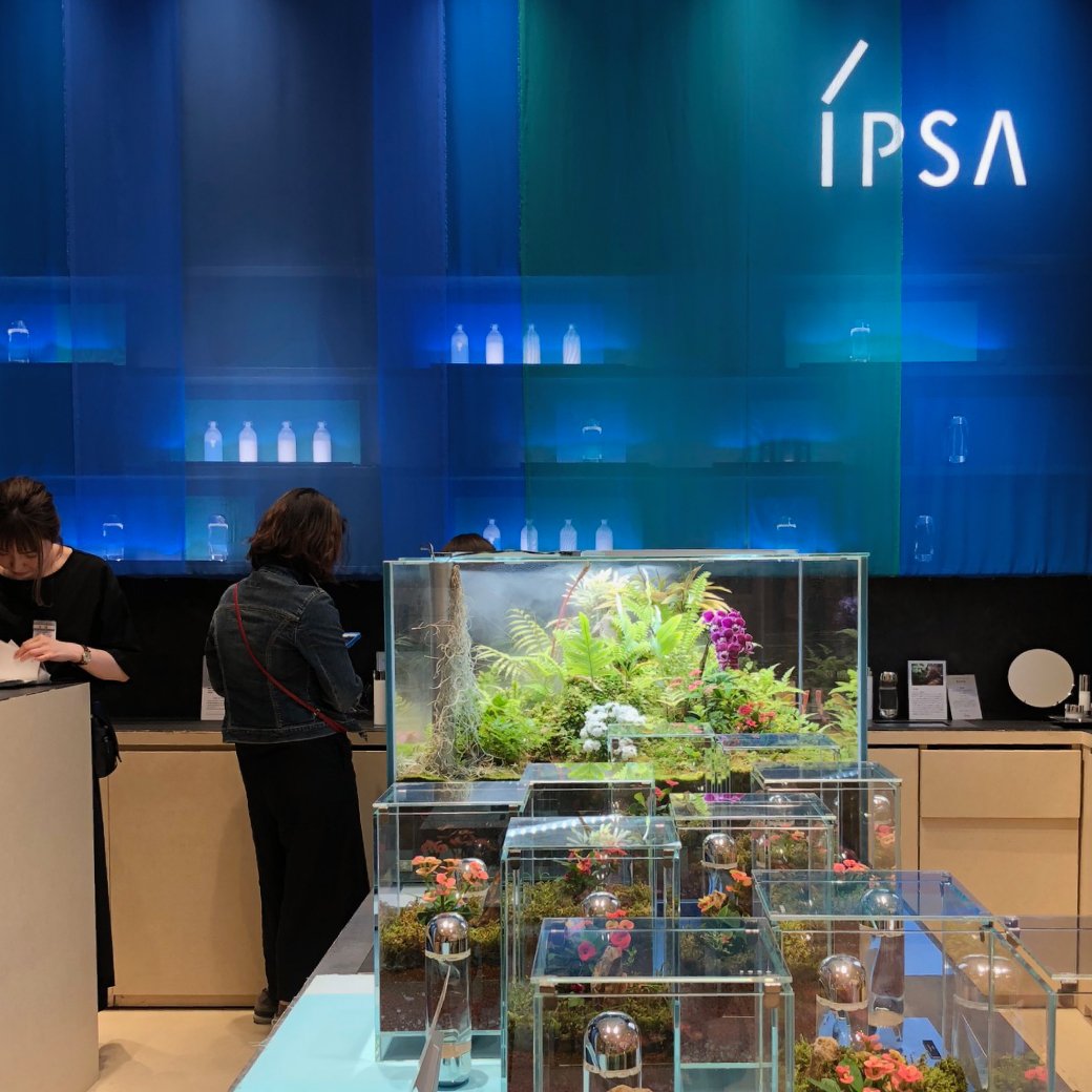 イプサ Ipsa 公式 Sur Twitter ルミネ有楽町店の衣替え イプサのサマーシーズン ルミネ有楽町店も夏の雰囲気になりました Ipsa Ideaで紹介しているアクアリスト 三浦達雄さんの作品を展示 6月1日 金 6月30日 土 の間は限定販売もいたします ぜひ足を イプサ Ipsa 公式 Sur Twitter ルミネ有楽町店の衣替え イプサのサマーシーズン ルミネ有楽町店も夏の雰囲気になりました Ipsa Ideaで紹介しているアクアリスト 三浦達雄さんの作品を展示 6月1日 金 6月30日 土 の間は限定販売もいたします ぜひ足を