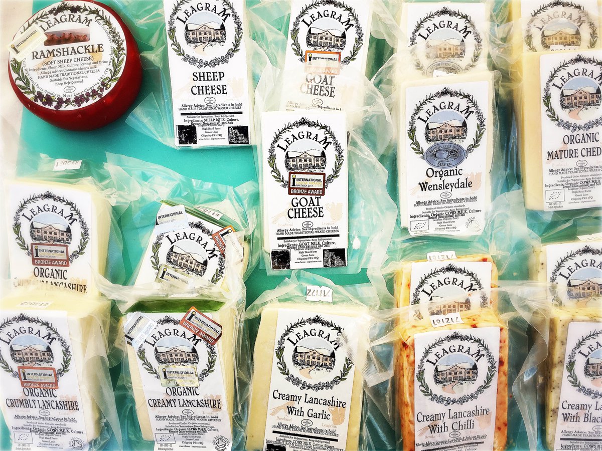 LUUFarmersMkt's tweet photo. We are certainly having a run of lovely weather on Mondays - long may it continue! So why not come for lunch in the sun? Loads of great tasting, fresh &amp; healthy food on offer from our smiley traders - come and see what’s what 🤗 #pretzels #olives #pancakes #juices #cake #hogroast https://t.co/fWrEgyaH2U
