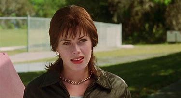 Happy Birthday Fairuza Balk 