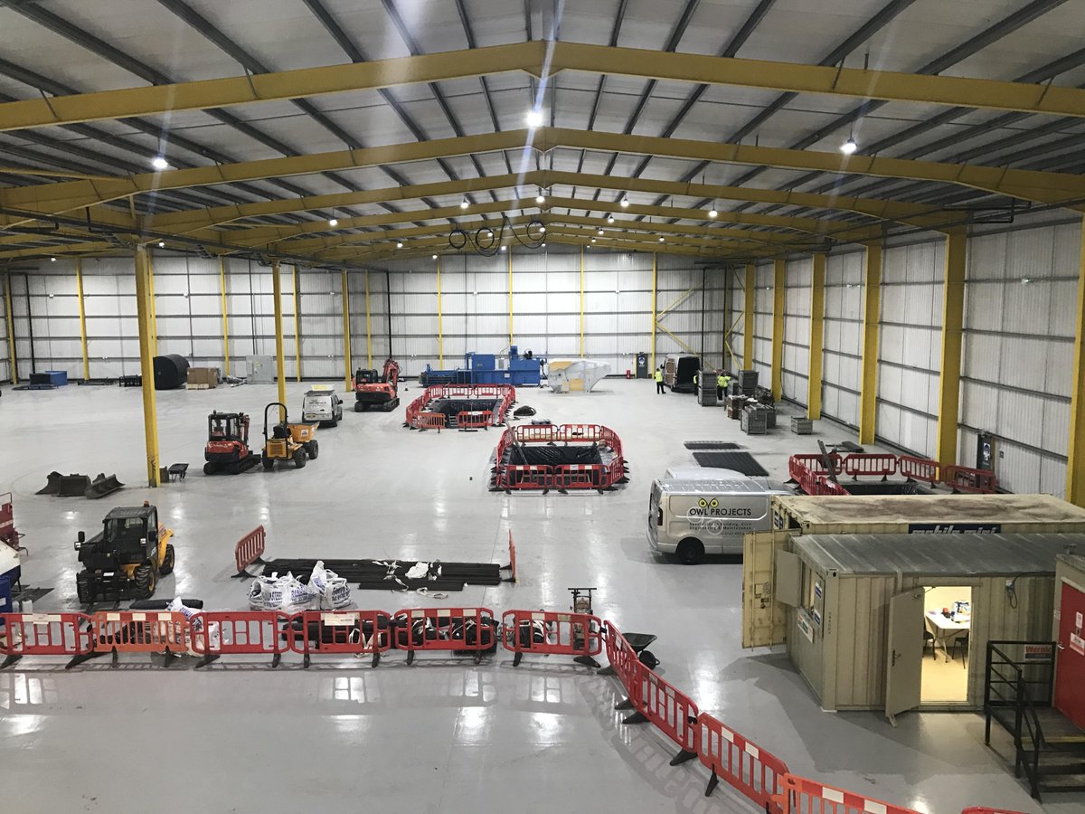 datashreduk's tweet photo. What is 65,000 square foot, services 2,500 customers a week, shreds 400+ tonnes of confidential data, hold 90 staff and store 50 vehicles all in one place.

This will be our brand new shredding depot 

@datashreduk 

#Shredding  #Restoredatashred https://t.co/xDBJBQ8mtx