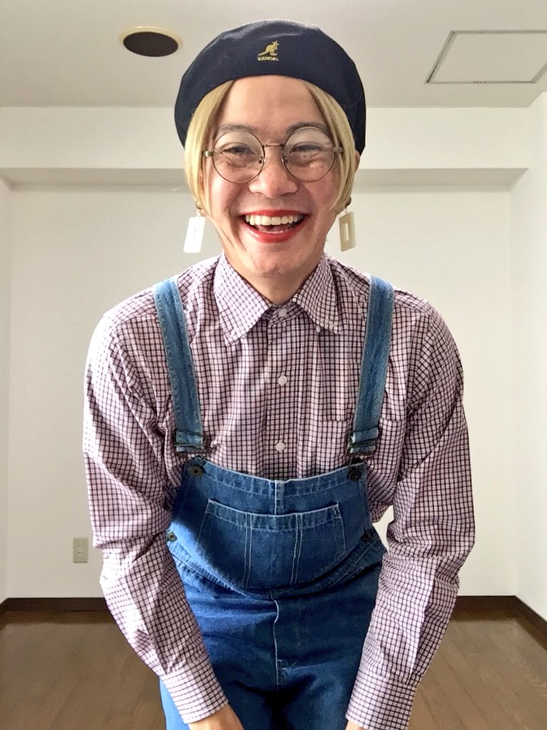 nakanishiryouta's tweet photo. 【今日の一変化】
ファッションは、とことん可愛さを追求してる小柄なやつ。
 #天真爛漫 
 #145cm 
 #色気とかいらんねん 
 #勿論古着大好物 
 #バイト先WEGO 
 #ユニバ大好物 
 #漢字苦手 
 #走り方変 
 #今日の一変化 https://t.co/wfBNUF8CEt