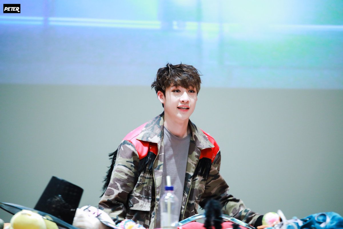 HORIZONTAPE's tweet photo. Under the sea? 
#방찬  #찬 #CHAN #BANGCHAN
#StrayKids #스트레이키즈 #3RACHA https://t.co/9ovHqrkY1f
