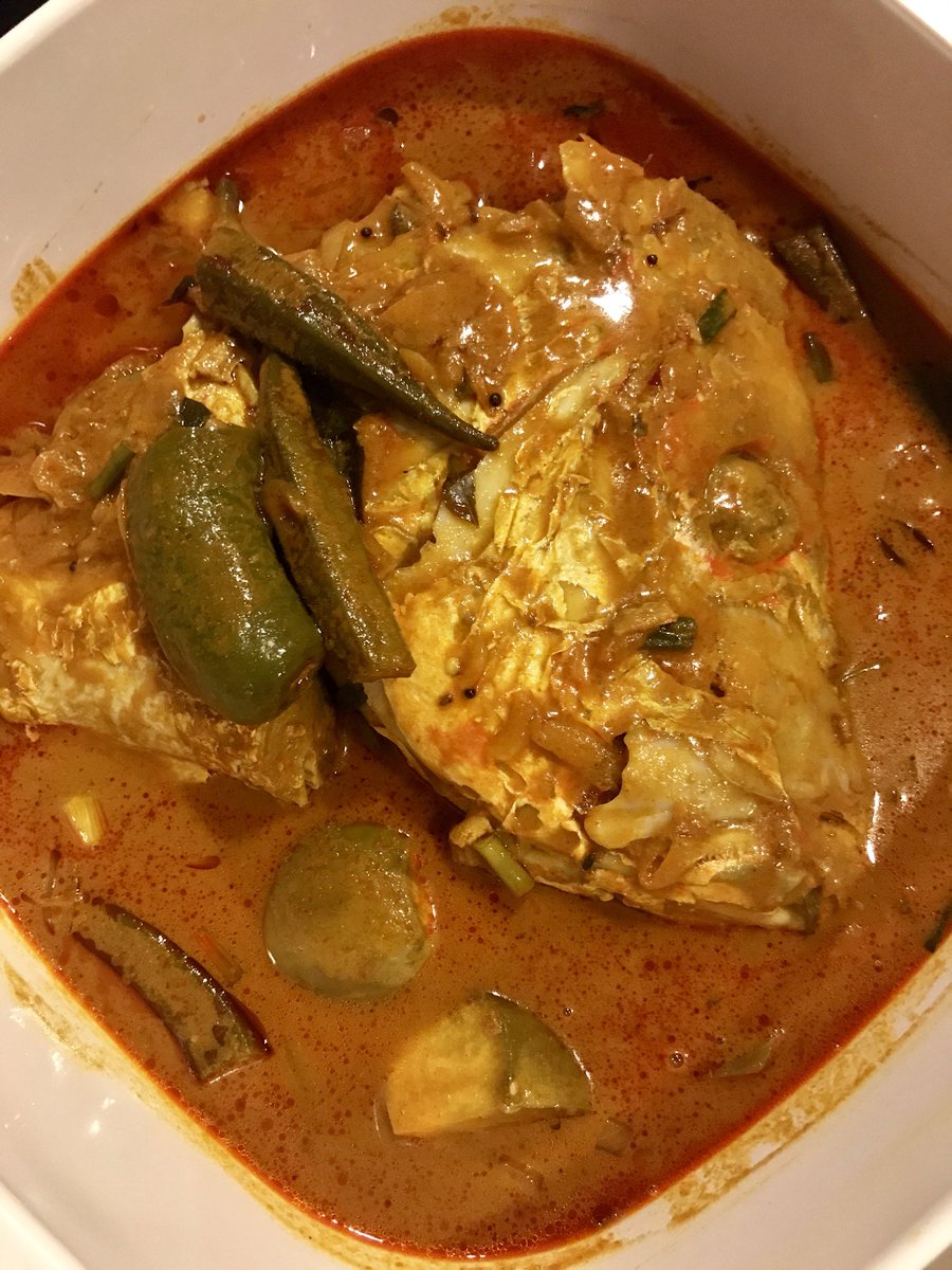 MissyBlissey24's tweet photo. Nothing like a good #fishhead #curry for dinner 😋🐟👀 #orderedonline @Sappho31Apples @Joyce1700 @ShannonBullins1 @Funthanya @twitbandana https://t.co/U5dQgCLzs0