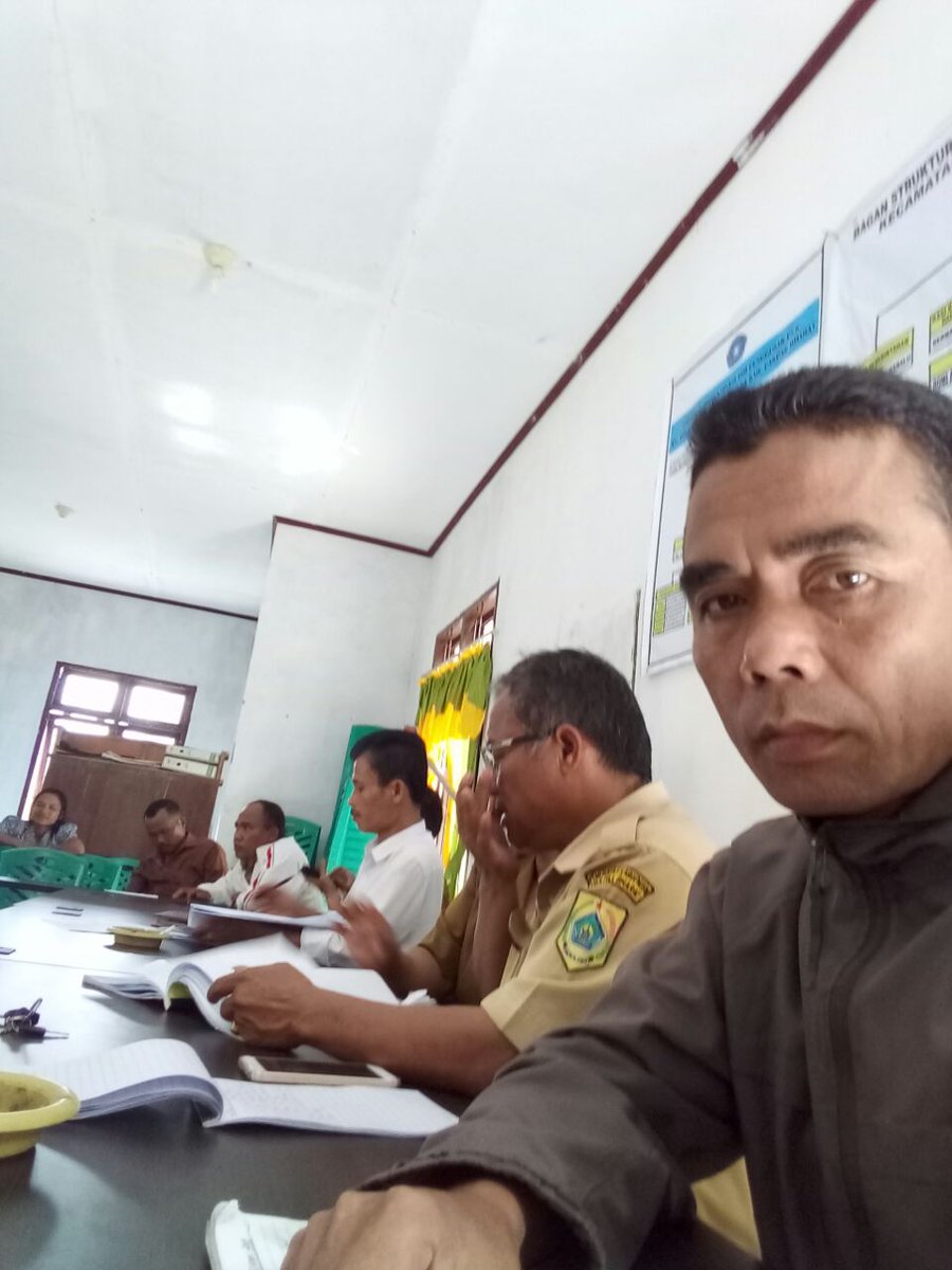 arjuna16sp's tweet image. #Refocusing 
@tppi_p3md_ppb Fasilitasi Musdes Padat Karya Tunai Dana Desa (PKTD) Tahun 2018 Desa Buluh Tellang, 21-5-218
@EkoSandjojo 
@KemenDesa 
@tppindonesia 
@TPPISUMUT 
@diskominfo_pb