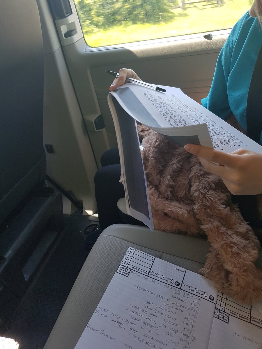 Sevenhills___'s tweet photo. #PLGCLYDE on the road 🚗🚗to Lincs aquatics🐳🐟🐠🐡🐢🐍🦎... squeezing a bit of revision in on the way 📚🖊📝 https://t.co/Y6Vqw8jg5u