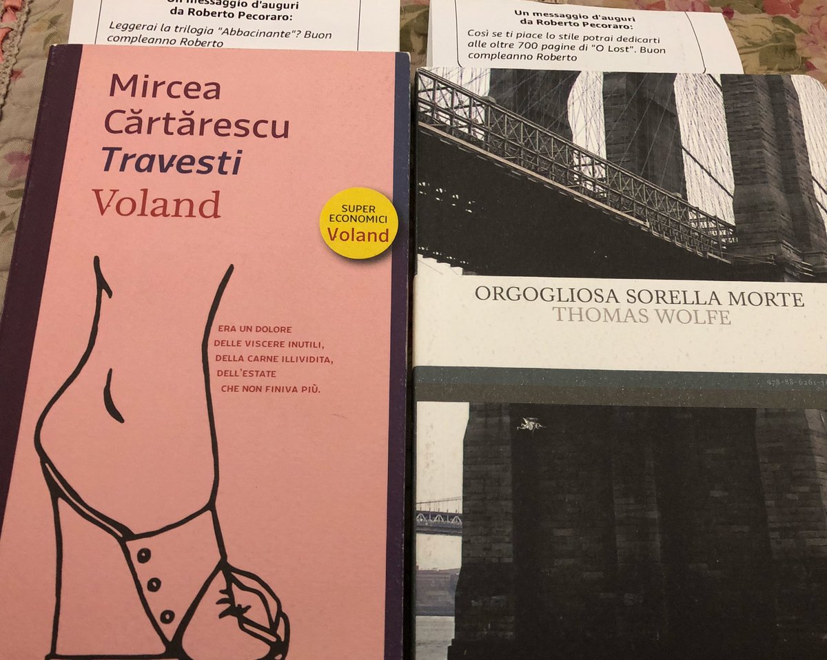 Quando sono arrivati mi sono commossa. 
Grazie <a href="/RoPecoraro/">Roberto Pecoraro</a> ❤️

#Regali 
#LibriBelli
#Leggere

#MirceaCartarescu
#ThomasWolfe

@VolandEdizioni <a href="/Mattioli1885/">Mattioli 1885 Books</a> 

@alespiga67 <a href="/annaritadenardo/">Annarita De Nardo</a> <a href="/booklovers_dv/">booklovers_dv</a> <a href="/Matteo__BG/">Matteo Bugliaro ✏</a> <a href="/eldierre/">Liana de Rosa</a> <a href="/NikitaGuardini/">Nikita Guardini</a> <a href="/CasulaGiuliana/">Giuliana</a> <a href="/CasaLettori/">Casa Lettori</a>