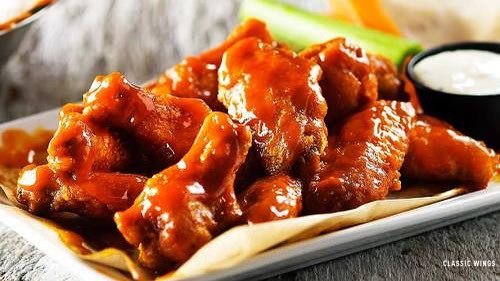 helpmeorderapp's tweet photo. It’s #VictoriaDay and this wings plate is the perfect snack 😋
.
.
Download @helpmeorderapp for more info 👁👁
.
.
#canada #wings #delicious #food #foodporn #foodgasm #instagood #instagram #instalove #love #holiday #longweekend #yyt #yyz #newfoundland #… https://t.co/ce26QDiRGX https://t.co/3SzghovfgZ