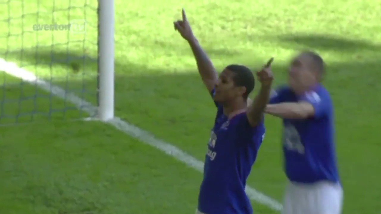 Happy 3  7  th Birthday to Jermaine Beckford  