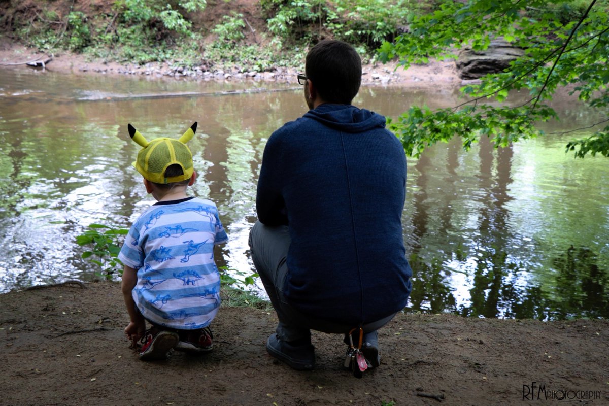 The rain held out for a family photoshoot. [Taken: May 2018] #FamilyPhotos #LorimerPark #RFMPhotography