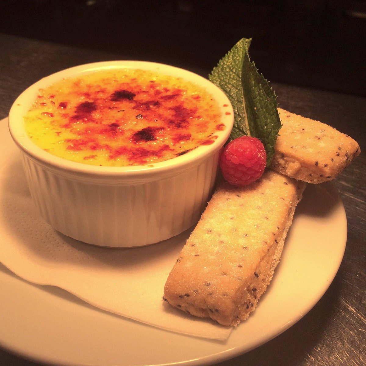 Vanilla &amp; raspberry crème brûlée with chia seed shortbread #swanstafford #stafford #wdyt #newmenu #treat #cheatday