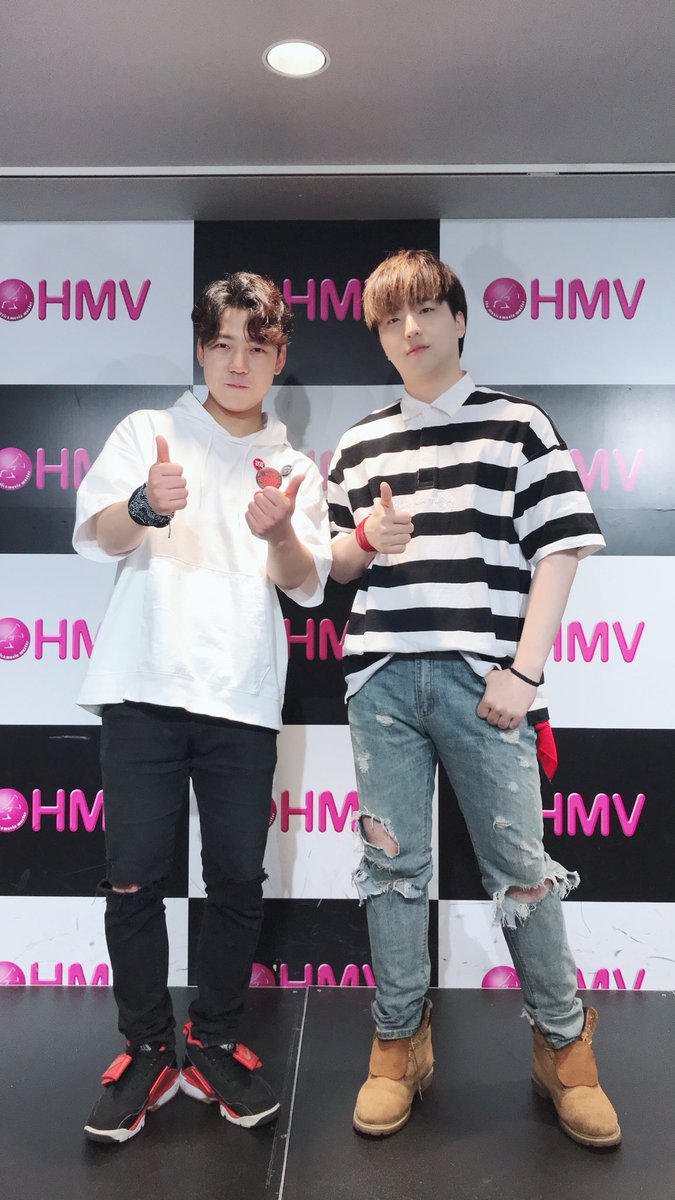 JAKOLco's tweet photo. 【WAEB】
5月来日スケジュールが終わりました‼️
今日HMVエソラ池袋に来て下さった皆様〜本当に有難うございました🎤✨
次回は7/7(土)七夕に単独ライブを開催🎋
新曲はもちろん〜日本語歌詞のWAEBの曲も披露する予定ですので是非お聴きにいらっしゃって下さい❤️
これからも応援よろしくお願いします https://t.co/LmBrfyoRlE