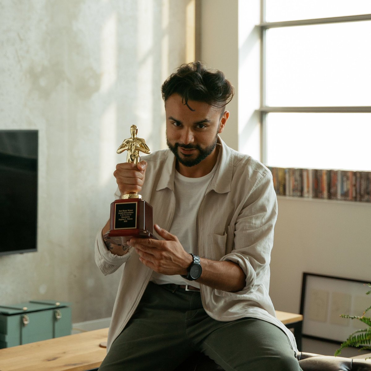 FuegoDesignFilm's tweet photo. Last week I received my award of exellence @bestshorts. This is a crew achievement and we are proud to be recognised #Filmmaking #winning https://t.co/8qCjYYLT2G