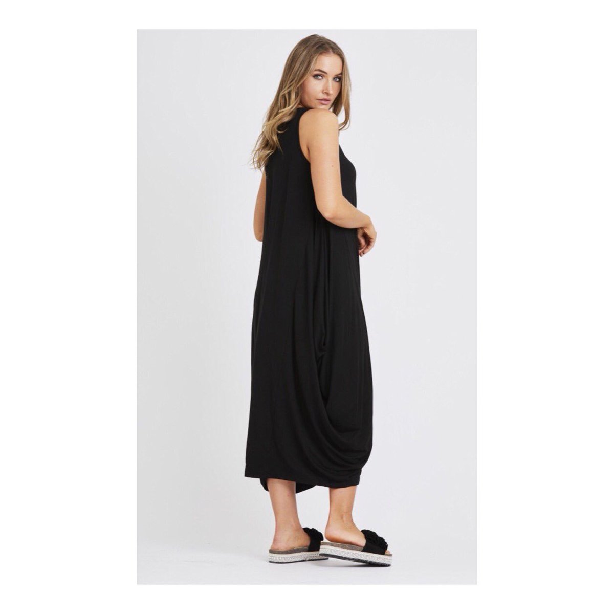 leboutique3's tweet image. Free size and floaty ✔️
One size - £18
#ootd #freesize #floaty #love #italiancollection #italianstyle #ootn #summer #summer18 #summerstyles #bestseller #fashionista #fashionlover #fashionboutique #style #stylish #lookoftheday #fashiondaily