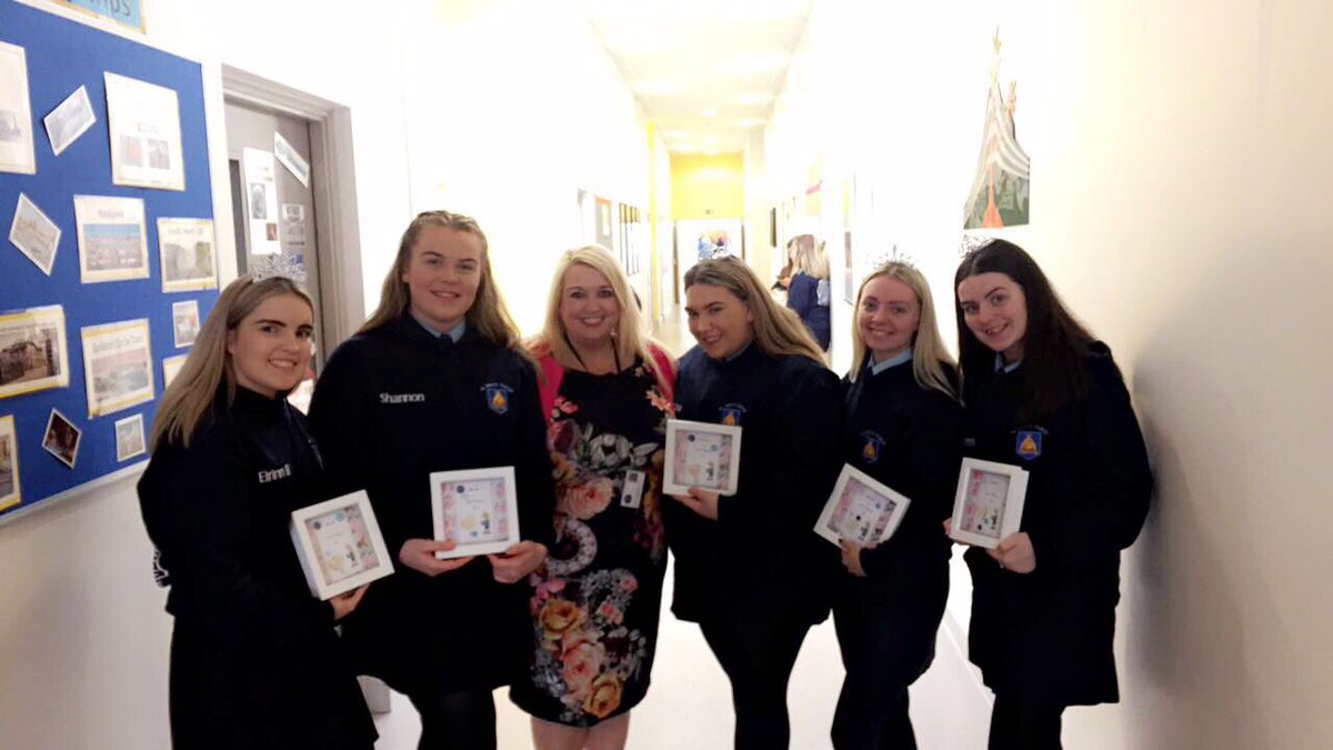 rricecutter's tweet photo. Good Luck and best wishes to our wonderful Year 14 girls. #AlwaysAStMary'sGirl ๐ https://t.co/KDSEQ9jskG
