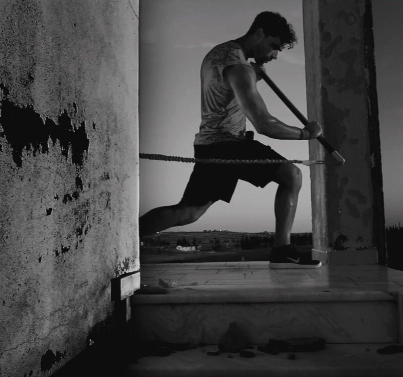 Ufit_train's tweet photo. “I think goals should never be easy, they should force you to work, even if they are uncomfortable at the time.” – Michael Phelps #motivation #mental #coach #personaltraining #wellness #fitness #healthylifestyle #coretraining #functionaltraining #beubefit https://t.co/A5Xcxyc6jE https://t.co/XVheB2y1LC