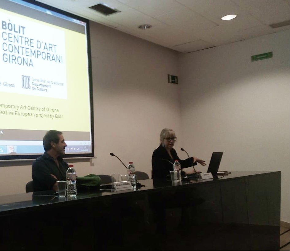EUCreativa_ES's tweet photo. Para finalizar, Carme Sais, directora del @BolitGirona, presenta @TheSpurProject , proyecto beneficiario del programa #EuropaCreativaCultura que pretende la creación de una red de cooperación europea centrada en las artes visuales. https://t.co/fpeE2ZDXcc