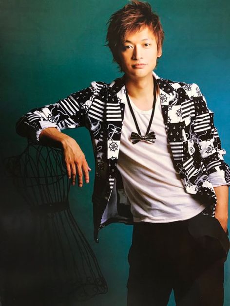 リラえもん 金 銀 アッシュ 茶 黒 短髪 ミディアム ロン毛 ストレートにゆるパーマ 香取慎吾は 全部かっこよくてかわいいのでした 知ってた