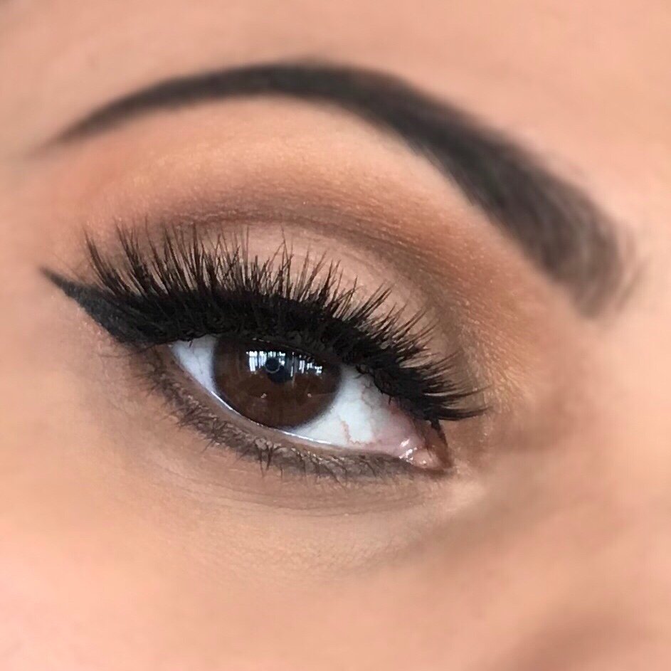 AminaRAli's tweet photo. NEW POST! Cut crease eyeshadow look using HAX cut crease kit! - https://t.co/D96yX1KrG0 - #cutcrease #eyeshadowlooks #instamakeup #mybeautyhax #asosbeauty #makeupaddicts #makeupideas https://t.co/CFK11oIKTs