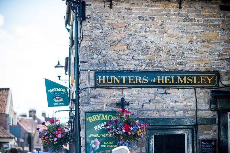 VisitHelmsley's tweet image. Why not come to Helmsley by Bus - what breathtaking countryside can you take in along the way!   

Checkout the latest timetables:
yorkbus.co.uk/cmsUploads/rou…