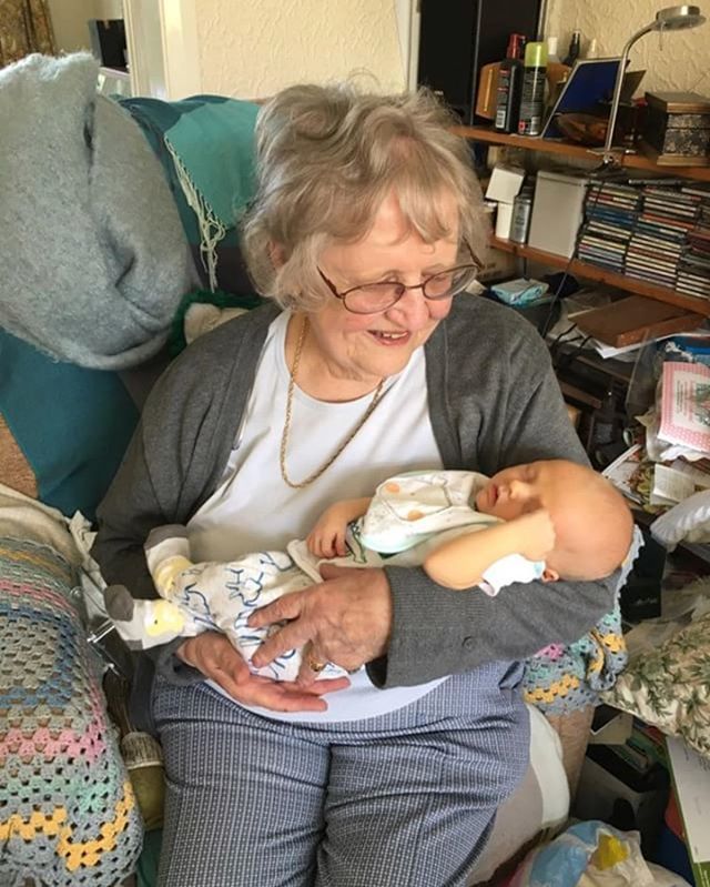 AgeUKGateshead's tweet image. Meet our newest befriender Axl! 👶🏼Welcome to the Age UK Gateshead team☺️👵🏼🧓🏼 #axlromanburns #startingyoung #befriending #lovelaterlife #ageukgateshead #ageuk ift.tt/2Izfc6o