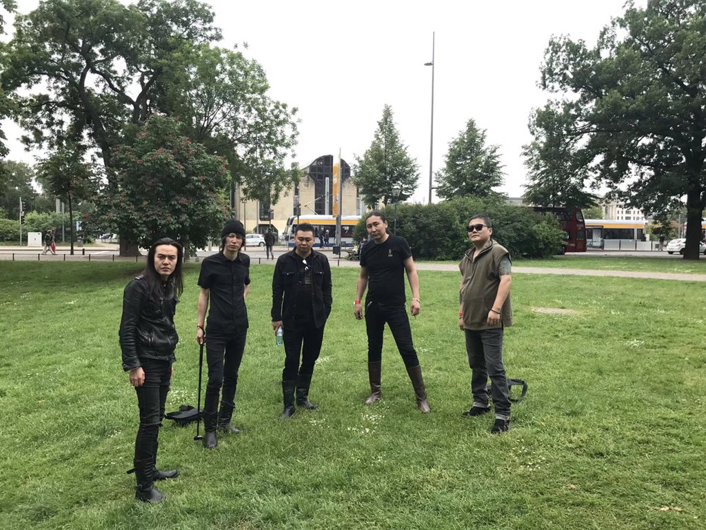 SULD_OFFICIAL's tweet photo. The world biggest Goth music festival- Wave Gotik Treffen! Hundreds of bands gathering in 4days at Leipzig! Thank you everyone for supporting SULD and supporting Mongolian Music! Living need some attitude to be life! #WaveGotikTreffen #MusicFestival #SULD #germany #Leipzig https://t.co/4t1wMBZ097