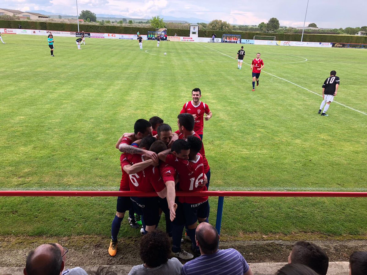 Felicidades Fiestas de Santa Quiteria a todos los tardientanos y a todos los aficionados del <a href="/TardientaCF/">C.F. Tardienta</a>.

¡Viva San Quiteria! ¡Viva Tardienta!