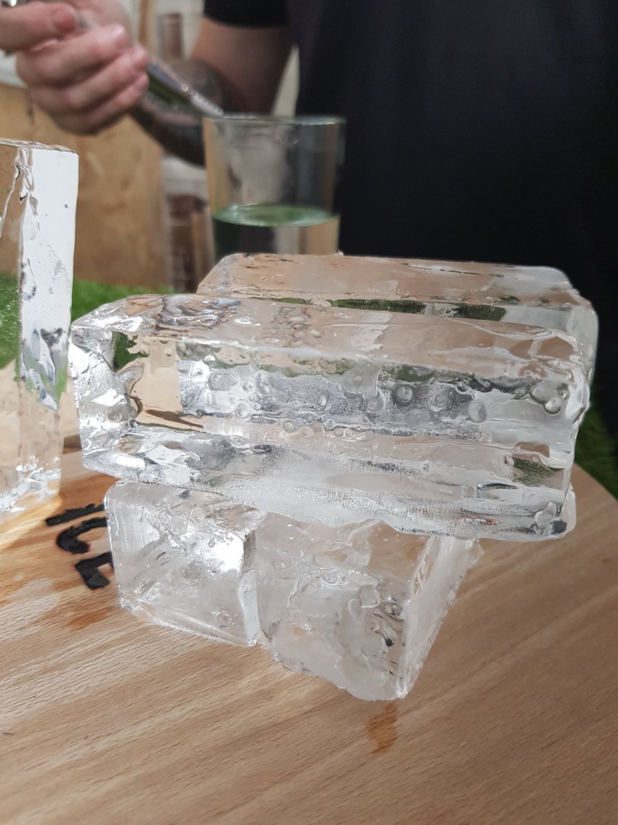 CrystalCubes1's tweet photo. Super clear ice sticks #icestick #ice #dublinice https://t.co/6rAVZlFuvV