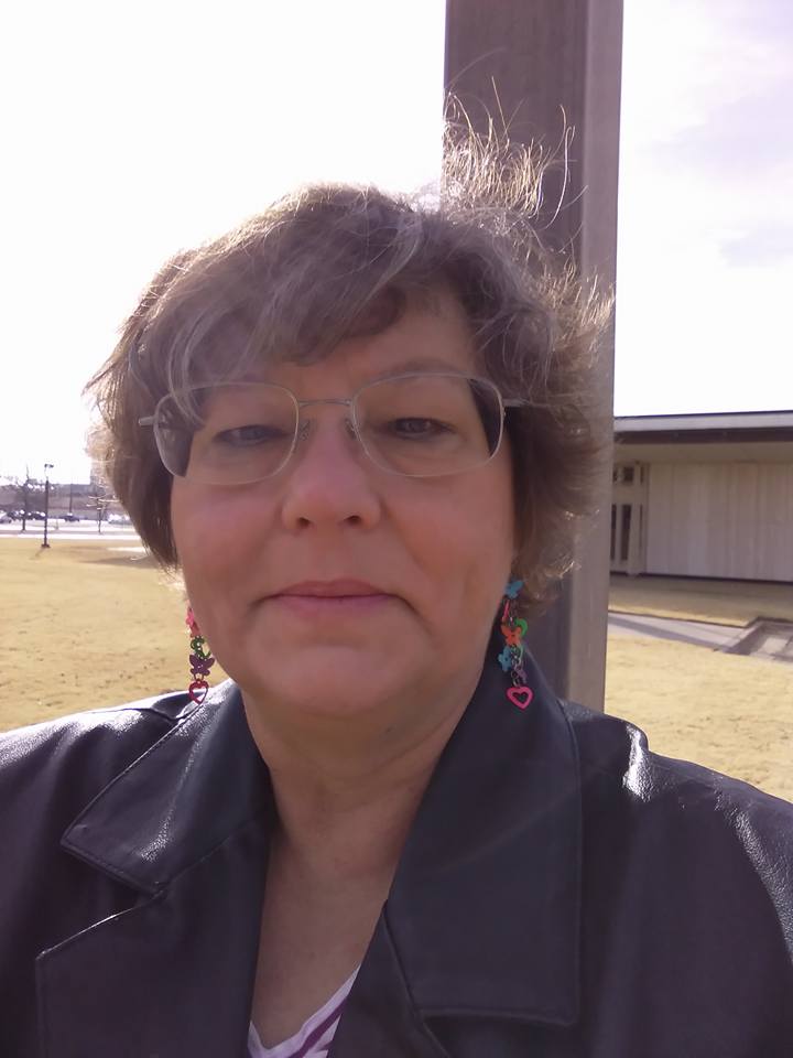 lubbocklibrary's tweet photo. Please join me in congratulating Vickie Shumate in her new role as Godeke Branch Manager! Vickie hails from New Mexico and came to Lubbock via Oregon. She isn't new to the @lubbocklibrary family, she's been at #MahonLIB since 2015. For more info on Vickie: https://t.co/QsR7fQl4hQ https://t.co/GSNQuGAi2f